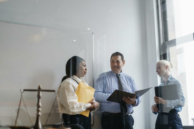 Comment Éviter les Litiges en Droit du Travail